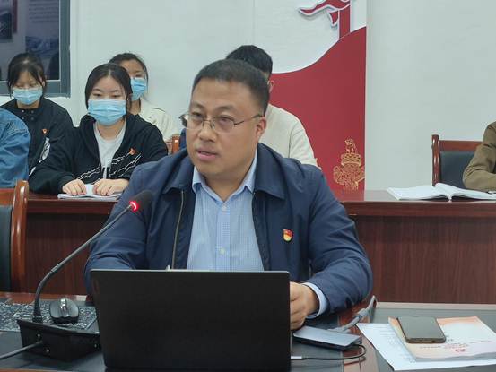 说明: 2